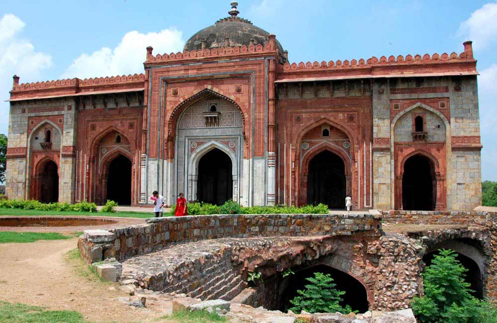 Read more about the article Unveiling Delhi’s Delights: 30 Best Things to Do in 2024