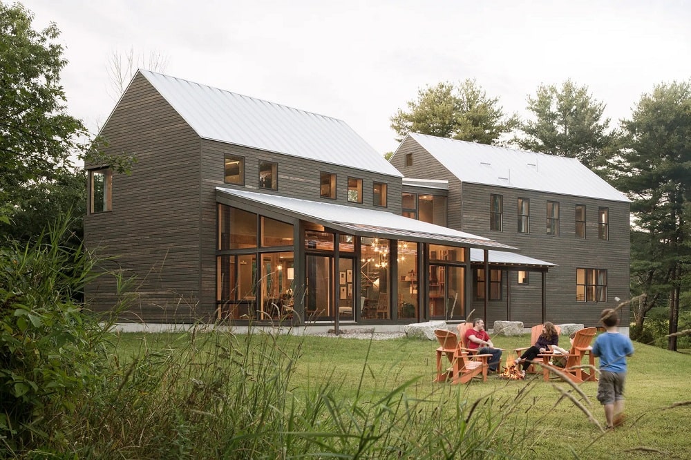 What is a Farmhouse? Everything You Need to Know About Farmhouses